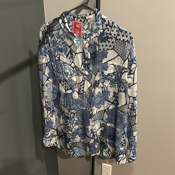 Johnny Was Tops - Johnny was shirt